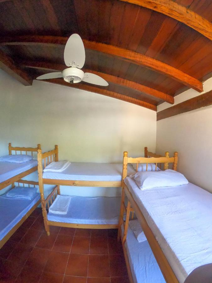 Hostel Brazil Backpackers Caragua Caraguatatuba Eksteriør billede